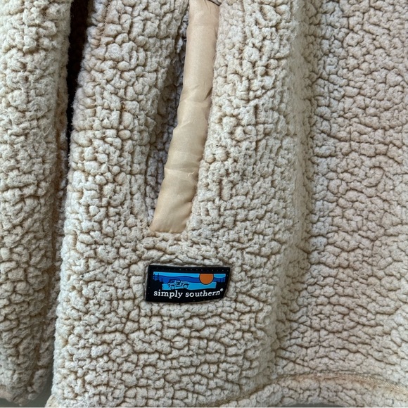 Simply Southern Quarter Zip Sherpa Cream Pullover Bear Southwest Print - Picture 4 of 9
